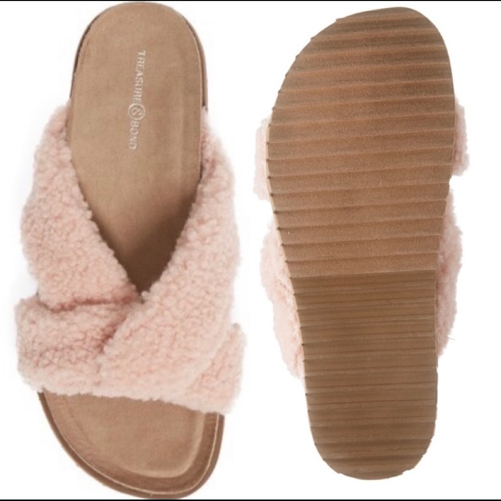 Sherpa pink slides size 9